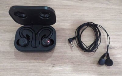 ¿Cuál es la razón por la que los audífonos Bluetooth interfieren con la señal de WiFi?